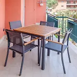 Crystal & Esmeralda Apartment Suites Sorrento